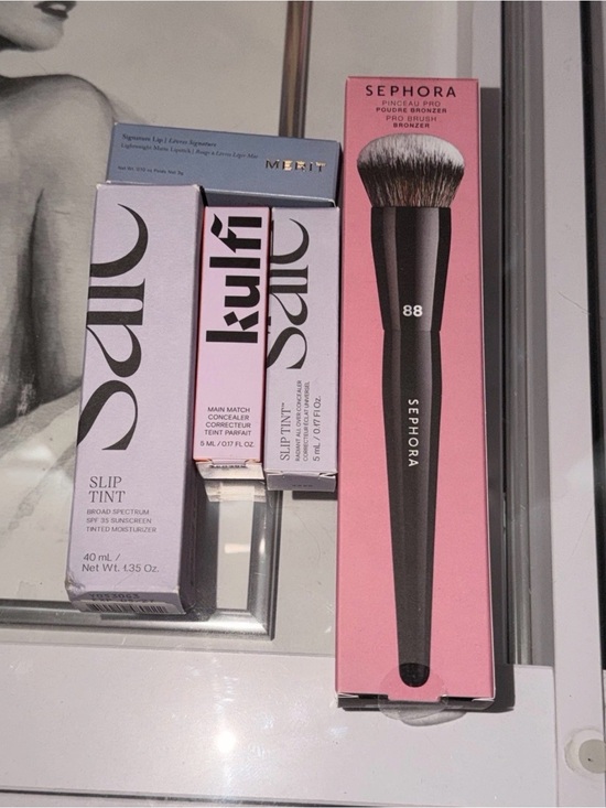 Merit Other - slip TINT & Kit Makeup Set in Light Pink and Black